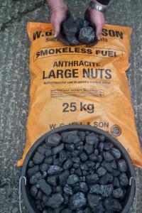 GRADE 1 ANTHRACITE SMALL NUTS 